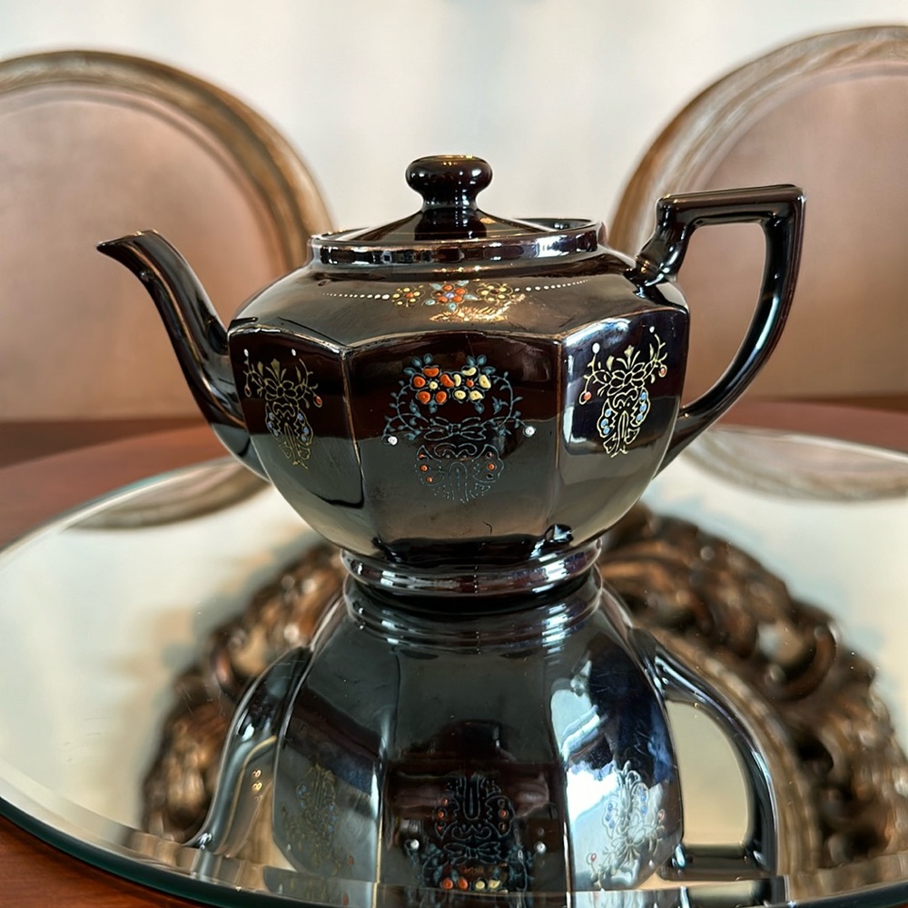 Vintage Personal Size Brown Betty Teapot Made in Japan